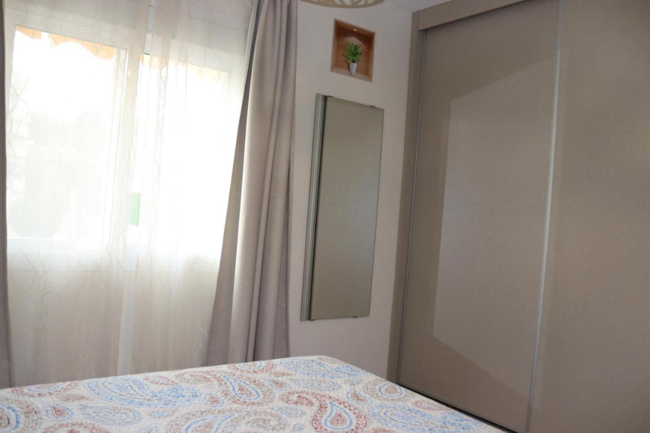 Apartamentos Carihuela Playa, Acogedor, Wifi Y Fibra Optica Торремолинос Экстерьер фото